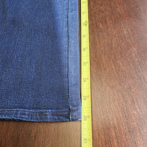 Belle by Kim Gravel *Distressed Pull on Jeans. - Picture 7 of 9